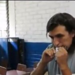 Oy Pusulasını Yiyen Sanatçı