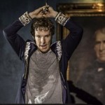 ‘Hamlet’ Cumberbatch: Mültecilere Yardım Edin!