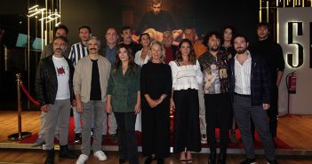 Shakespeare’den Uyarlanan “Hamlet” Dizisinin Basın Gösterimi Gerçekleştirildi