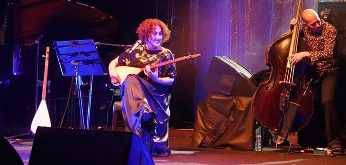 AKP’nin Konserini İptal Ettiği Aynur Doğan, Ankara’da Sahne Aldı: Bir Arada Şarkı Söyleyebiliyoruz