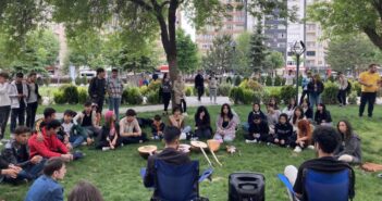 Kayseri’de Müzisyenler, Öldürülen Meslektaşlarını Andı