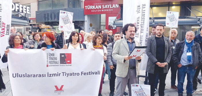 Tiyatro 11’inci Kez Şehrin Her Yerinde