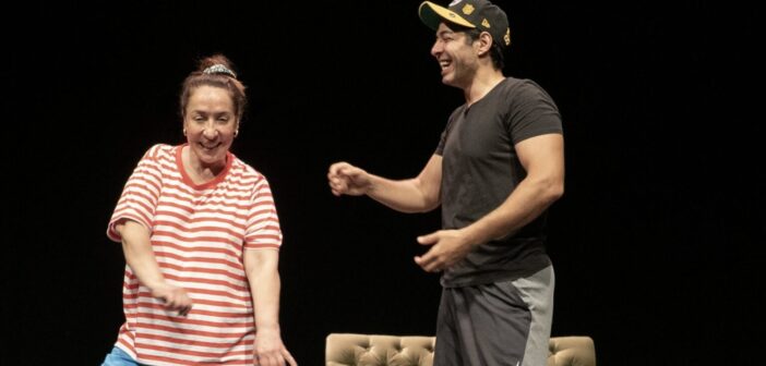 “Açık Aile” Neden “İki Kişilik Oyun” Oldu?