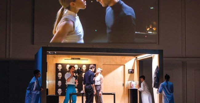 Duygudan Koda, Hücreden Piksele