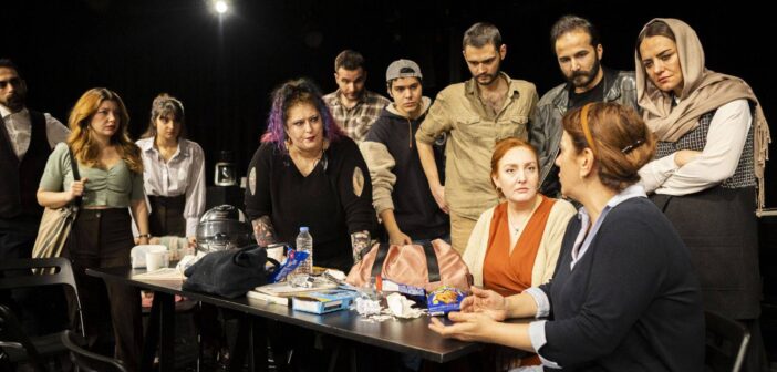 CAS’ın “7 Dakika” Adlı Tartışma Oyunu Yeni Bir Yolculuğa Çıkıyor