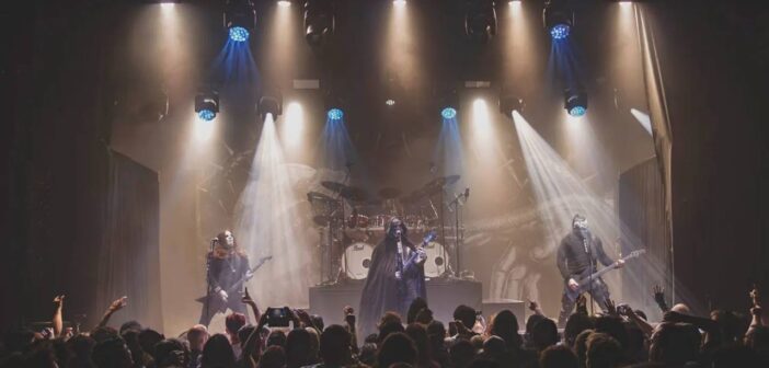 Hedef Alınan iki Konser İptal Edildi, Zorlu’daki Bütün Etkinlikler 2 gün Boyunca Yasaklandı