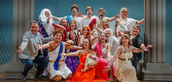 Asırlık Tiyatro Geleneği İzmir’de Yaşıyor