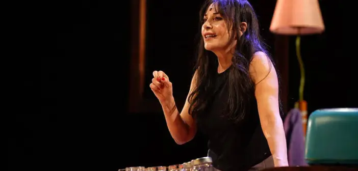 Sanat, Tüketim Gerçeğiyle Dayanıklılık Sınavı Veriyor