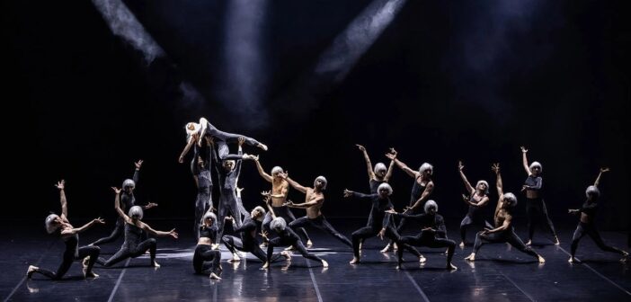 Sahnede Titreşim, Frekansta Buluşma