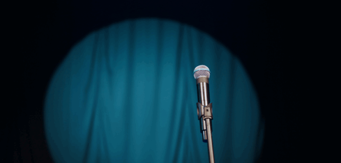 Türkiye Kahkahayla Ayakta: Mizah Artık Sadece Eğlence Değil, Bir “Hayatta Kalma” Aracı