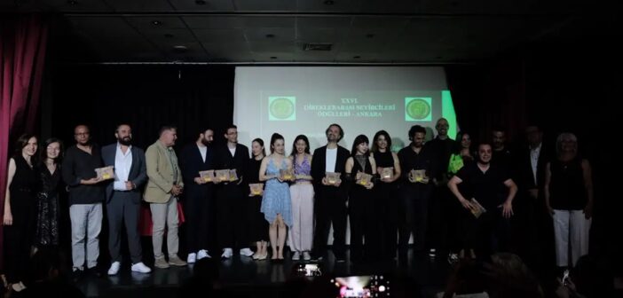 Ankara Direklerarası Tiyatro Ödülleri Sahiplerine Verildi