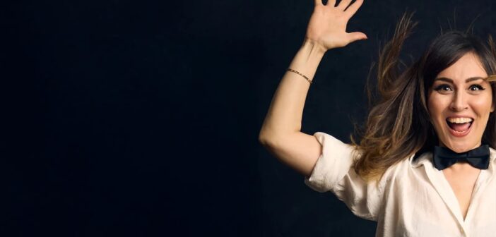 Komedyen Tuba Ulu: “Her Şeyin Şakası Yapılır” Fikrinden Asla Vazgeçmem; Mizah Her Zaman Bir Yol Bulur, İşimiz Bu!