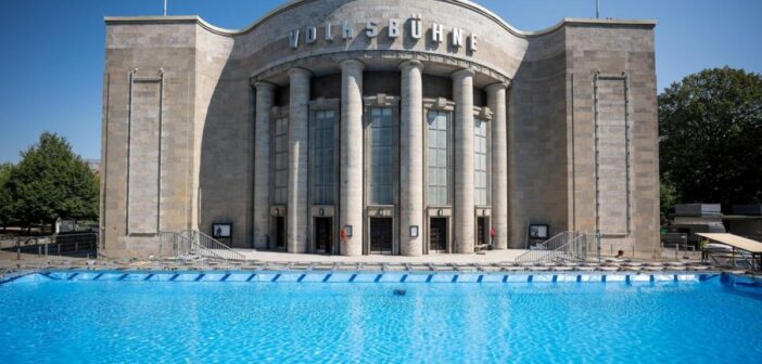 Berlin Volksbühne’nin Etkinliği Irkçı Tehdit Üzerine İptal Edildi