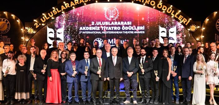 Akdeniz’de Tiyatro Coşkusu ve İzlenimler